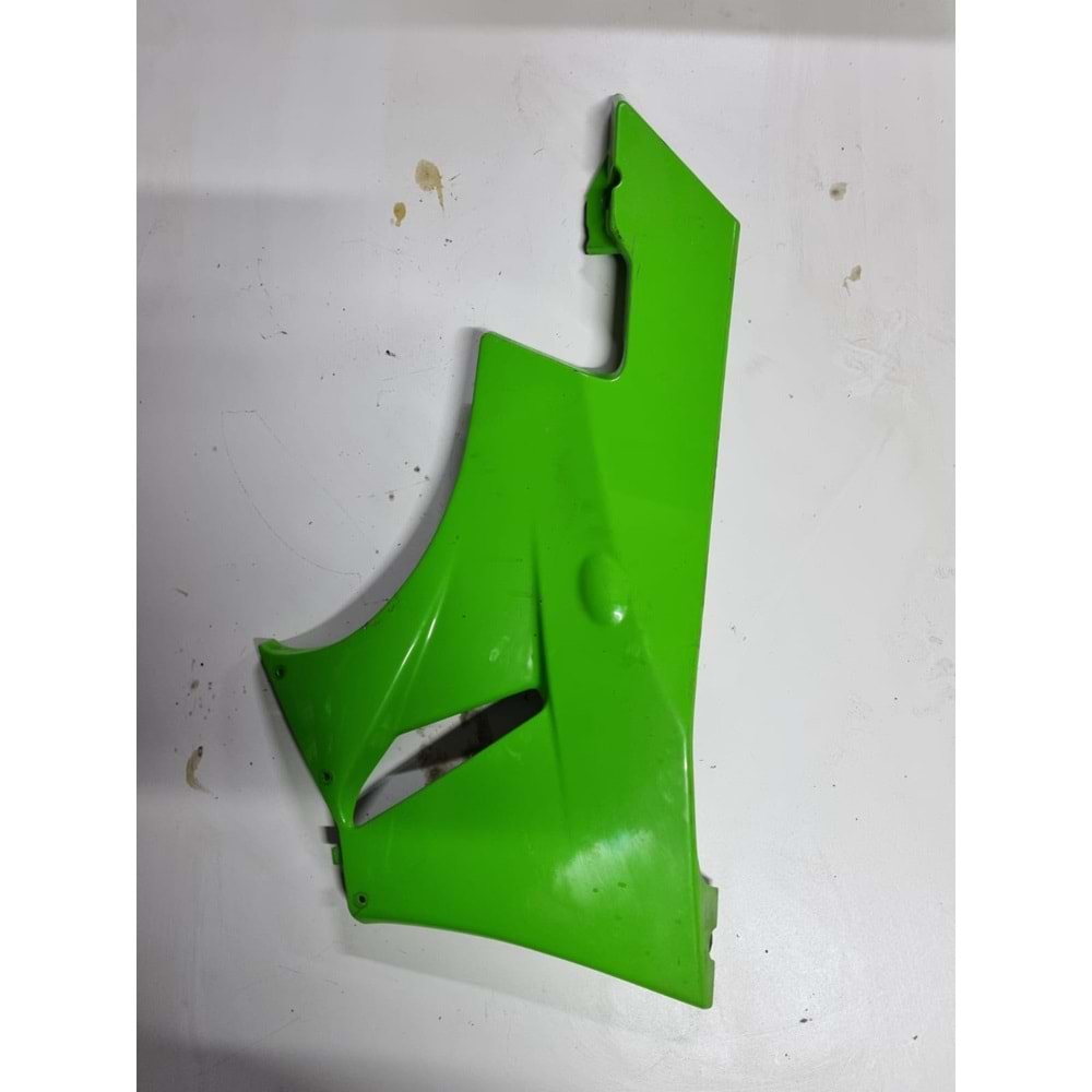 KAWASAKİ ZX6R SOL ETEK GRENAJ ORJ ÇATLAK 09-11