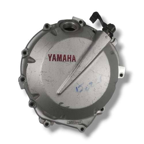 YAMAHA FAZER 600 DEBRİYAJ KAPAĞI ÇIKMA ORJİNAL